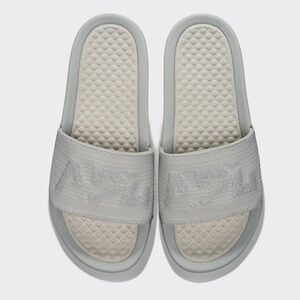 APL | WOMENS BIG LOGO TECHLOOM SLIDES SIZE: 9